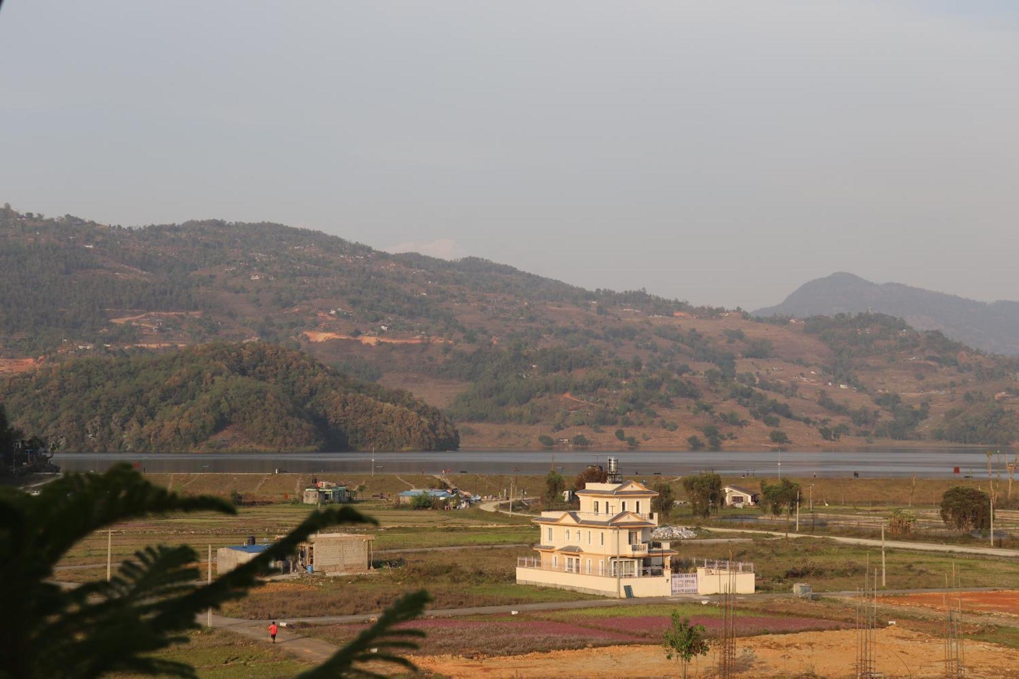 Ranipauwa Hotel Young'S Stupa מראה חיצוני תמונה
