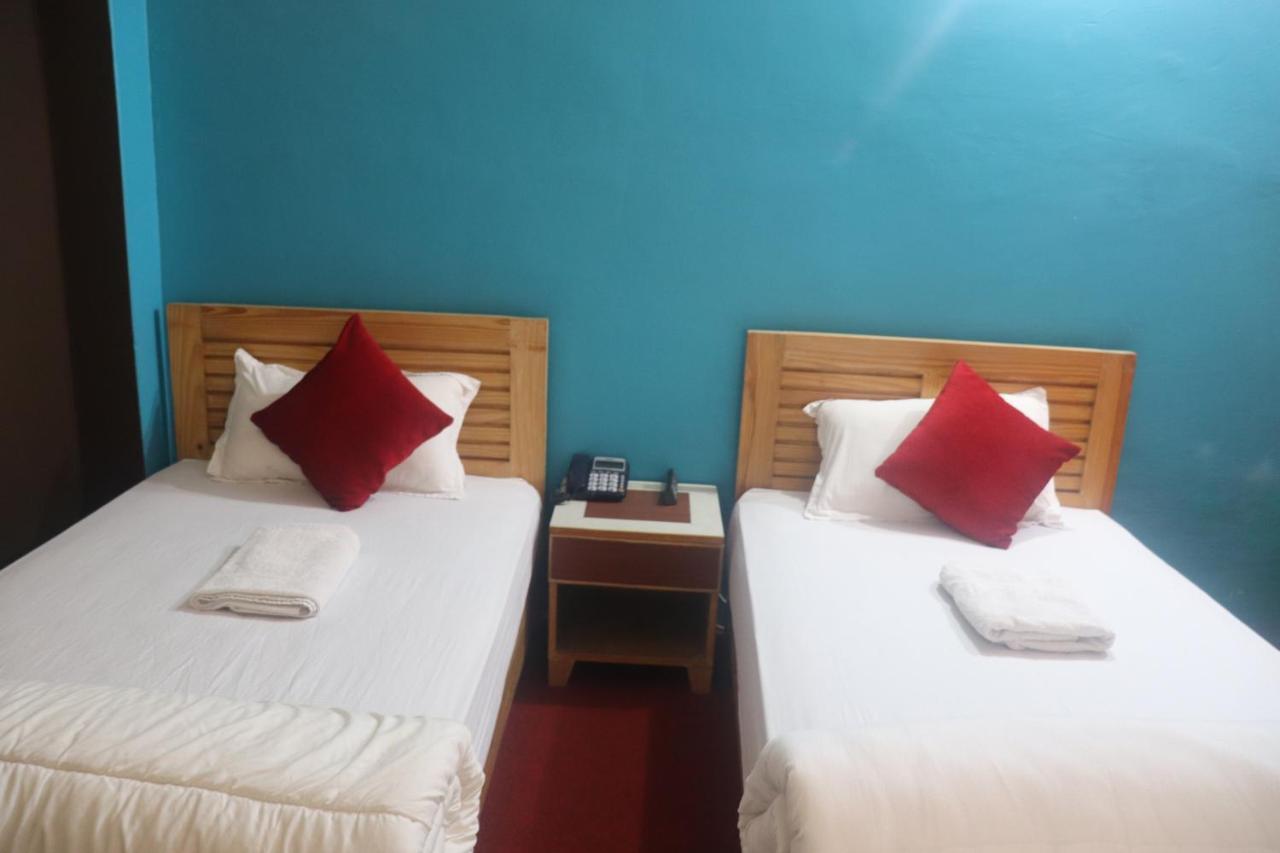 Ranipauwa Hotel Young'S Stupa מראה חיצוני תמונה